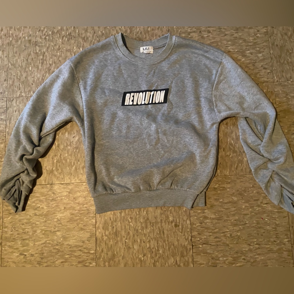 Revolution Crew Neck